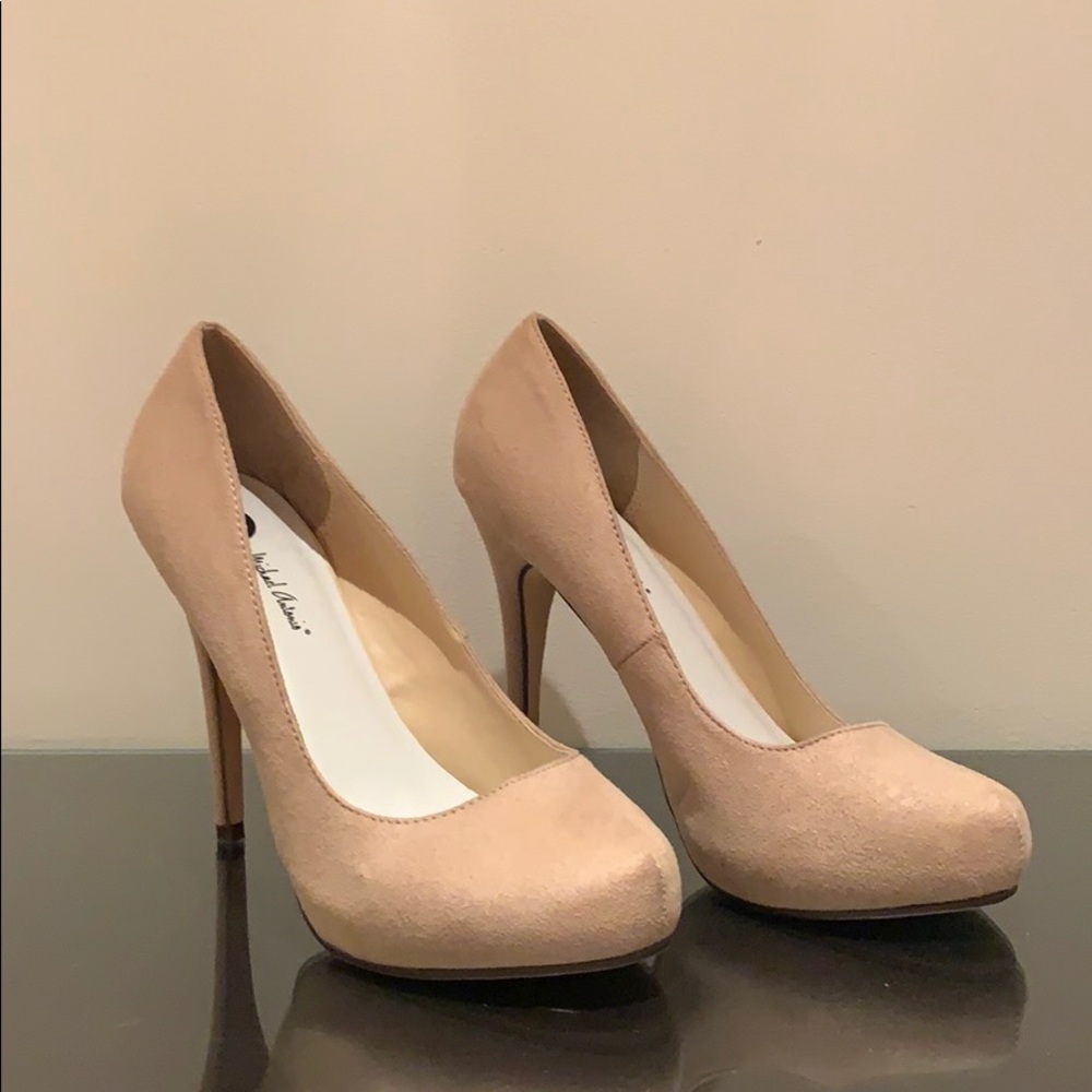 Michael Antonio Love Me Nude/Beige Suede Pump
